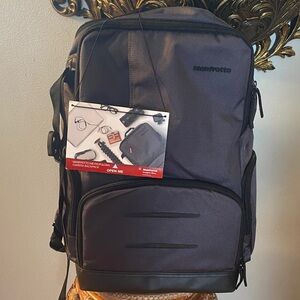 NWT Manfrotto Metropolitan CameraBackpack Gray for Laptop DroneDSLR Bag Dividers